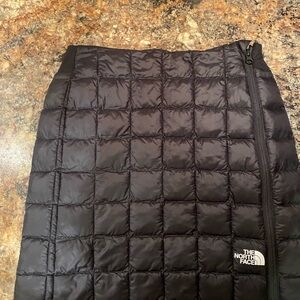 The North Face Black Knee-length Pencil Skirt for Casual Wear